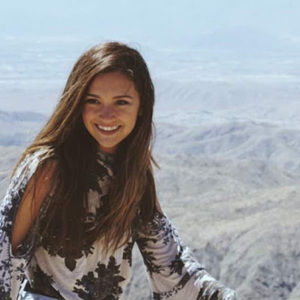 Meet your Posher, Becca
